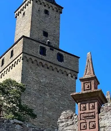 Skyline Mit Pool And Netflix דירה