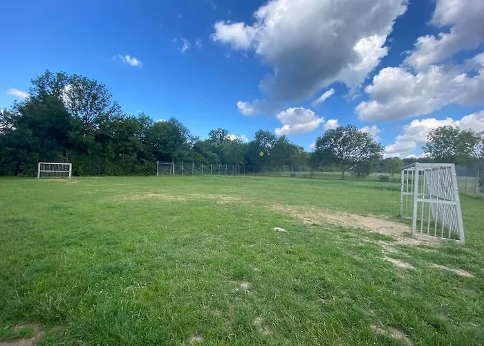 Skyline Mit Pool And Netflix شقة *