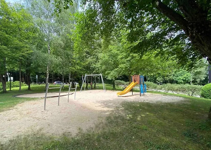 Skyline Mit Pool And Netflix *